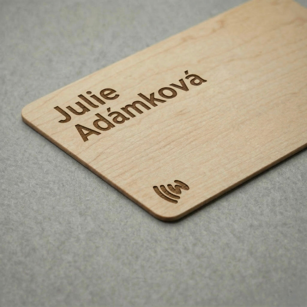 WaveTag Vizitka z Javoru s vlastním designem